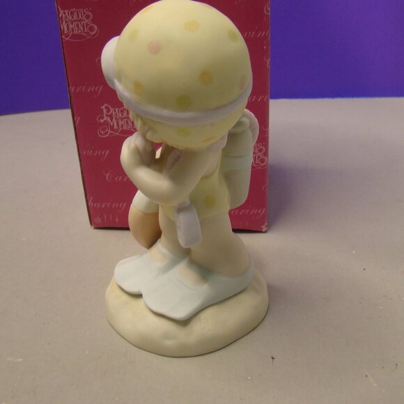 Precious Moments SCUBA ~ OUR FRIENDSHIP IS LIKE A BREATH OF FRESH AIR  4004683 - Picture 7 of 15